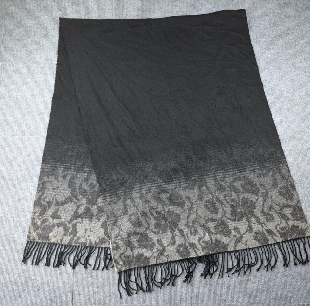 Johnstons Of Elgin Cashmere Shawl Wrap Scarf 74x27 Floral Scotland Quiet Luxury